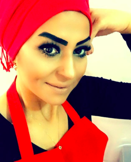 Esra Tokelli kimdir Masterchef Esra Tokelli tesettürlü kadınları kızdırdı - Resim: 0