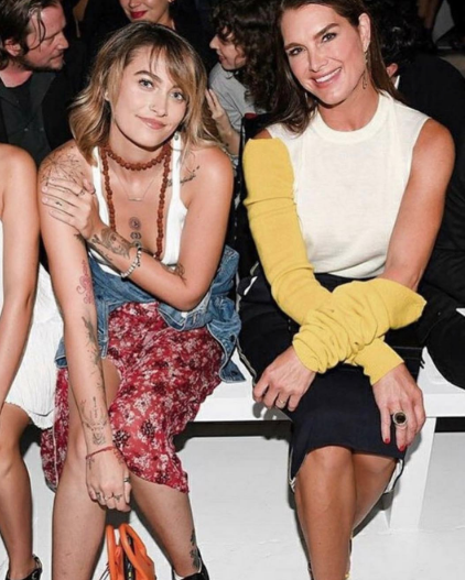 Brooke Shields geçmişte Trump'ı reddettiğini itiraf etti - Resim: 2