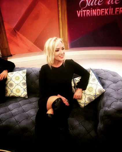 Saba Tümer'dan itiraf: Bir anda göğüslerime yapıştı, çığlık attım - Resim: 2