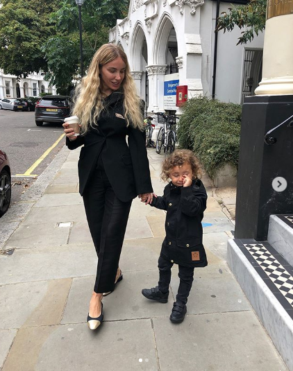 Gülşen oğlu Azur Benan'la Londra'ya gidip estetik mi yaptırdı? Paylaşımı olay oldu - Resim: 1