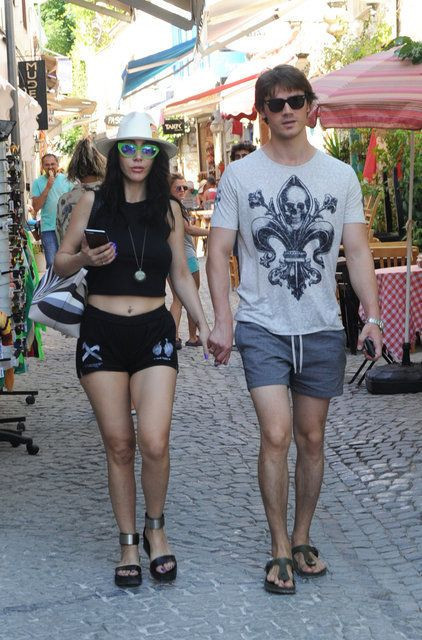 Futbol 3 yıllık aşkı bitirdi! Hande Yener nişanlısı Ümit Cem Şenol ile ayrıldı - Resim: 3