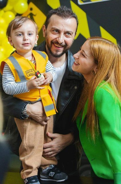 Hazal Kaya ve Ali Atay oğulları Fikret'in 2. yaş gününü kutladı - Resim: 2