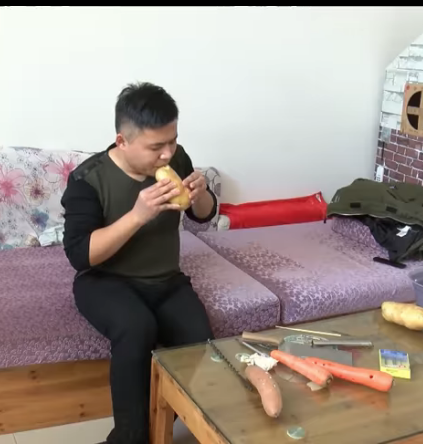 Sebzelerden müzik aleti yaptı yetmedi tuğlaya yöneldi - Resim: 3