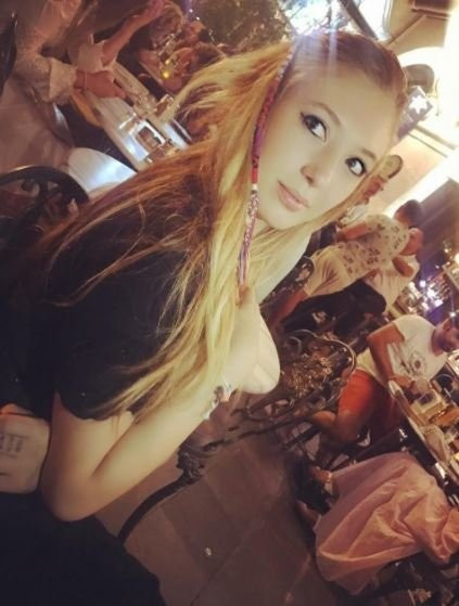 Yasmin Erbil'in pozuna bakın Mehmet Ali Erbil çıldıracak - Resim: 1