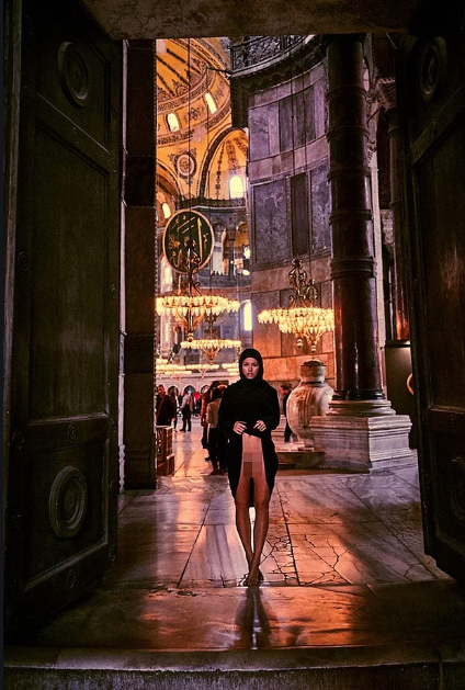 Belçikalı manken Papen hakkında dava açıldı! Ayasofya'da çıplak fotoğraf rezaleti - Resim: 0
