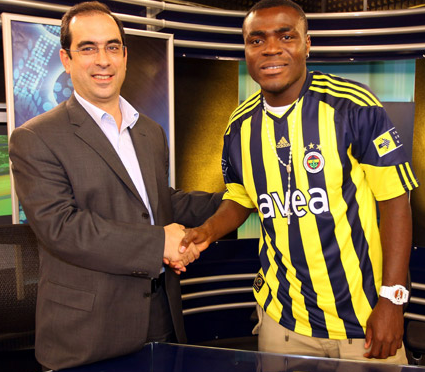 Fenerbahçe Emenike'yi transfer etti - Resim: 2