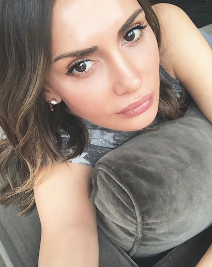 Emina Sandal'dan Musti’ye ‘yastıklı’ taş - Resim: 4