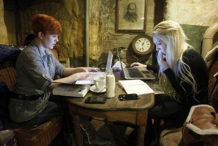 İşte çıplak protestocuların diğer yüzü - Resim: 1