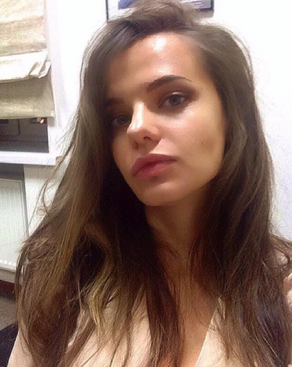 Dünya güzelliğine hayran! Rusya Savunma Bakanlığı'nın sesi oldu - Resim: 2