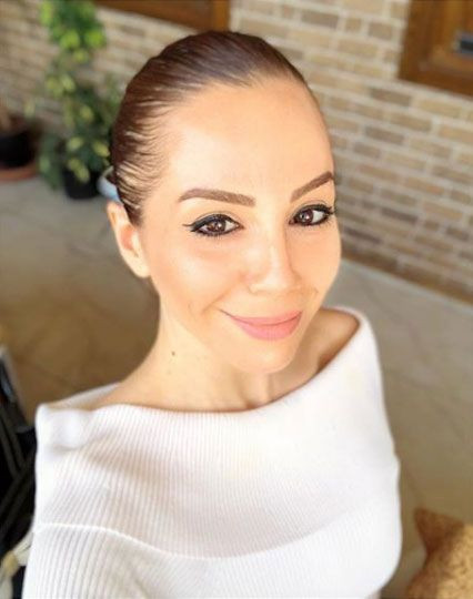 TRT sunucusu Züleyha Ortak fena patladı! Kendisini ilah gören... - Resim: 2