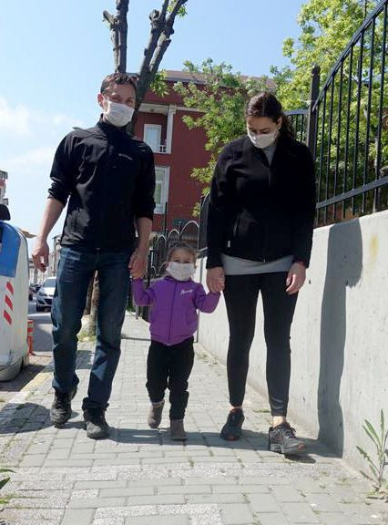 14 yaş altı çocuklar uzun bir aradan sonra ilk defa sokağa çıktı - Resim: 4