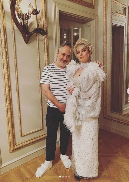 Ezgi Mola Muazzez Abacı oldu taklidiyle herkesi gülmekten kırdı geçirdi - Resim: 2