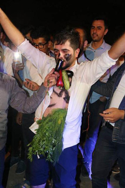 Yok böyle gelenek "Damada kavak ağacı kemirtip..." - Resim: 4