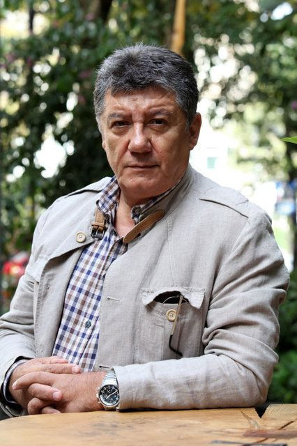 Tarık Ünlüoğlu'nu eşi Gülenay Kalkan ve Oktay Kaynarca unutmadı böyle andılar - Resim: 1