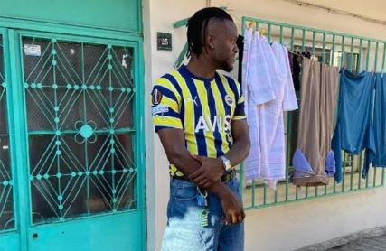 Michy Batshuayi sosyal medyada paylaştı görenler bir anlık şaşkınlık yaşadı - Resim: 0