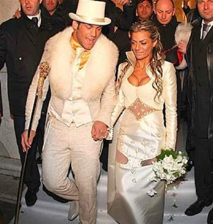 Böylesini daha önce ne gördünüz ne duydunuz düğünde bir anda... - Resim: 2