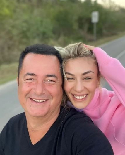 Acun Ilıcalı 4. kez nikah masasına mı oturuyor! Sevgilisine evlenme teklifi etti iddiası: Yüzük göründü... - Resim: 2