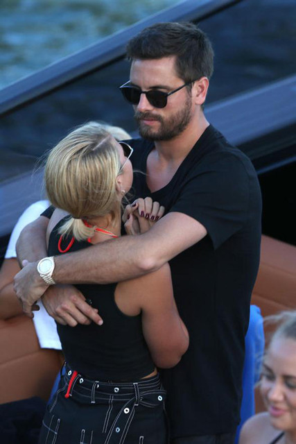 Ünlü şarkıcıdan şoke eden açıklama: 'Kızım o seks bağımlısının eline düştü' - Resim: 3