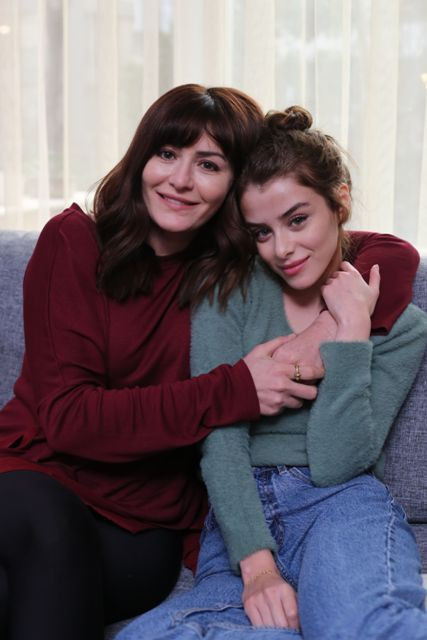 Masumiyet setinde Deniz Çakır'ı suçladı Gönül Dağı ve Sefirin Kızı'nda da olay çıkarmış! - Resim: 2