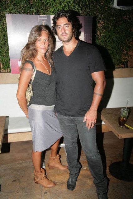 Holding patronunun oğlu evinde ölü bulundu! Oyuncu Bennu Gerede'nin eski eşiydi - Resim: 2