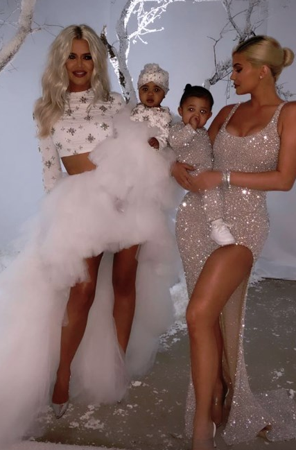 Çılgın parti için para verip kar yağdırdılar - Resim: 1