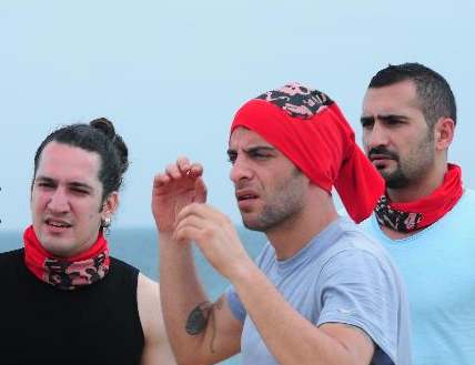 Survivor'da ünlüler çamura battı - Resim: 2