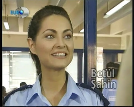 Yılan Hikayesi'nin Komiser Başak'ı Betül Şahin'inin son haline bakın  - Resim: 4