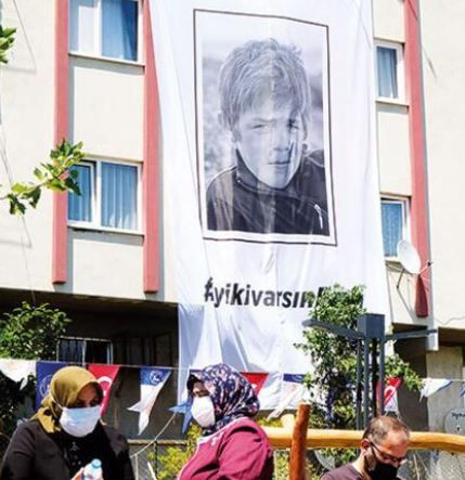 'İyi ki varsın Eren Bülbül' film fragmanında ağlatan detay! İşte yayın tarihi - Resim: 2