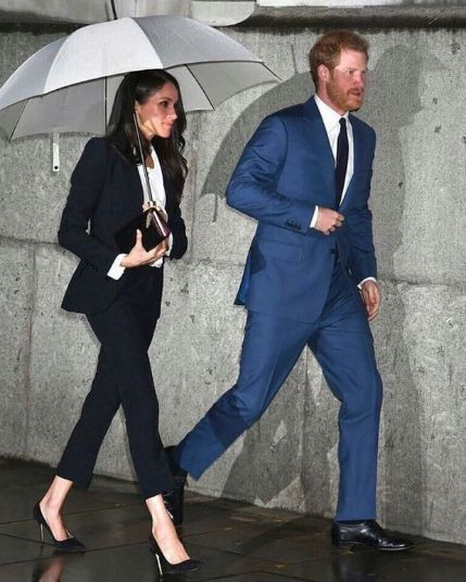 Meghan Markle İngiltere'yi ikiye böldü 'Tamamen sahte!' - Resim: 1