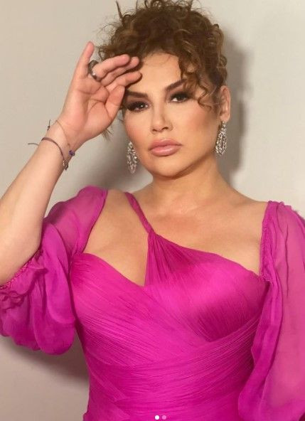 Deniz Seki'yi sahnede gözyaşlarına boğan haber!  14 yıldır ona bakıyordu ama.... - Resim: 3