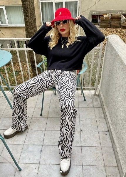 Yılbaşındaki 4 günlük yasağı duyan İrem Derici bakın ne arayışına girdi - Resim: 4