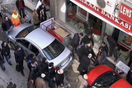 Kadın sürücünün yaptığına bakın! - Resim: 2