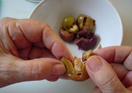 Zeytin çekirdeğini yutmak faydalı mı zararlı mı? - Resim: 4