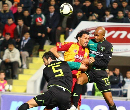 Aslan golcüleri ile kazandı - Resim: 2