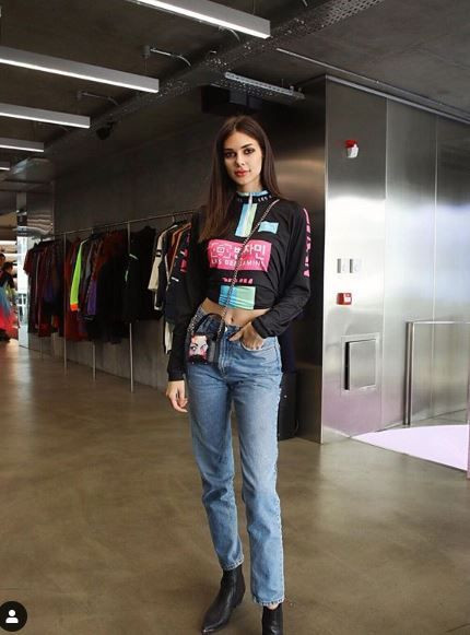 Deren Talu Instagram'dan soru cevap yaptı! Dekolte sorusuna bakın ne dedi - Resim: 3