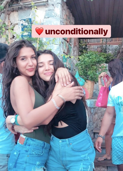 Rafet El Roman'ın kızlarına bakın! Büyüdüler plajları salladılar - Resim: 1