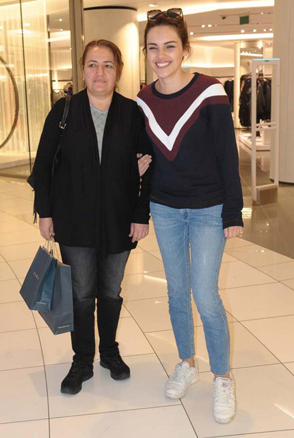 Oğuzhan koç ile Yağmur Tanrısevsin evleniyor mu? - Resim: 2