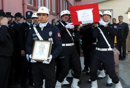 Kefeni açıp son kez helalleşti - Resim: 3