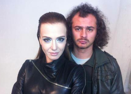 Sevgilisi ile öyle pozlar verdi ki... - Resim: 2