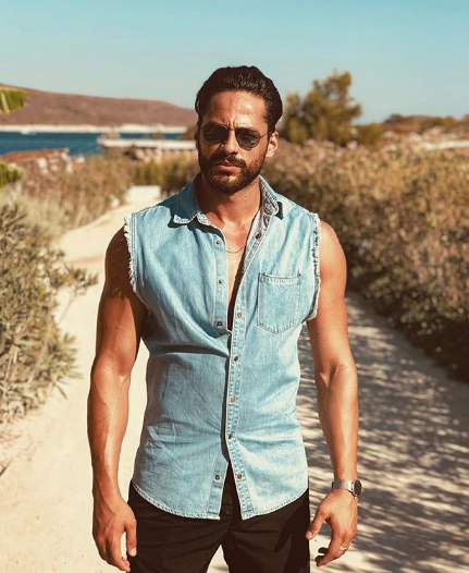 Eliz Sakuçoğlu 7 yaş ufak sevgilisi Ekin Mert Daymaz'ı ilan etti - Resim: 4