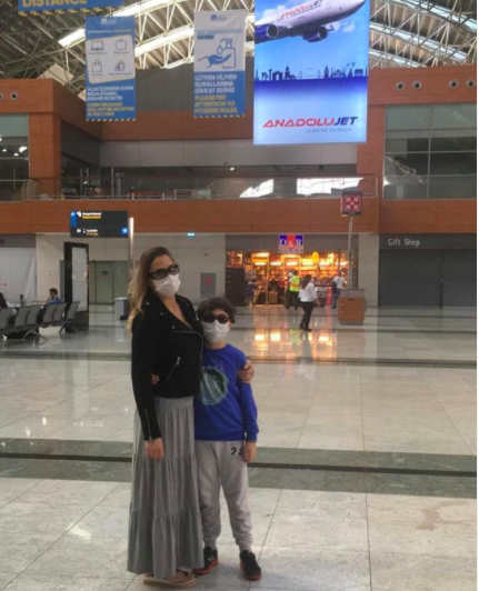 Zeynep Tandoğan evli mi Hazım Körmükçü'den ayrıldı mı? - Resim: 2