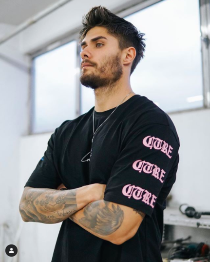 Barış Murat Yağcı boyu kaç aslen nereli Barış Murat Yağcı ailesi kimdir? - Resim: 0