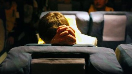 Pilot umarım dua ediyorsunuz dedi uçakta dehşet anlar - Resim: 1