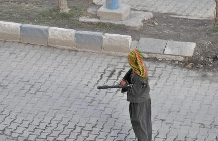 Yüksekova yine karıştı - Resim: 4