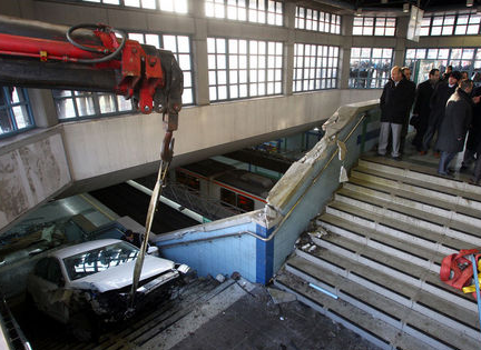 Ankara metrosunda akıl almaz görüntü!  - Resim: 3