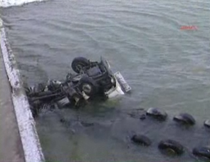 İstanbul'da feci kaza - Resim: 2