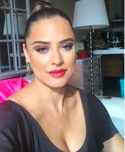 Zeynep Tandoğan evli mi Hazım Körmükçü'den ayrıldı mı? - Resim: 1