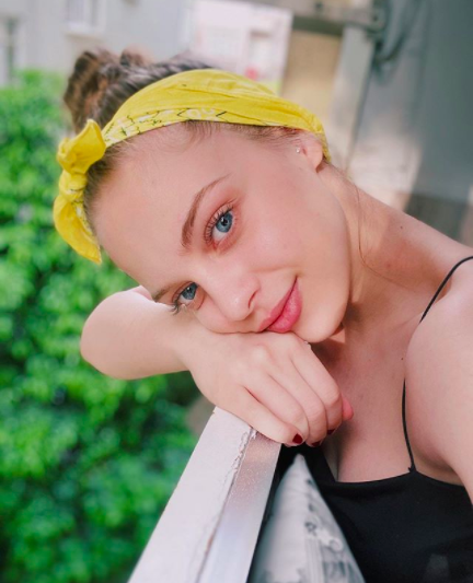 İpek Yazıcı kimdir yaşı kaç AŞK 101 Işık kimdir aslen nereli? - Resim: 2