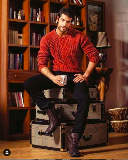 Özge Özder'in eşi kimdir  Sinan Güleryüz kaç yaşında? - Resim: 1