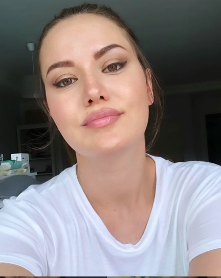 Fahriye Evcen 'annelerin hayatı' notunu düştü ev halini paylaştı! Takipçileri şaşırdı - Resim: 4